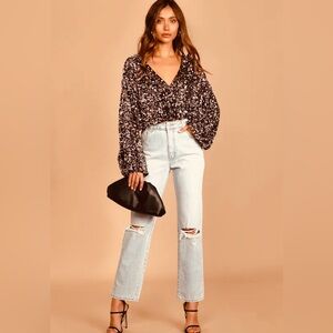 ✨ SHEIN Black & Gold Sequin Top -
Size XL 🌹✨